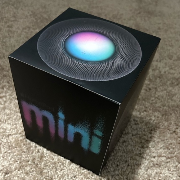 Apple Mini HomePod - Picture 1 of 3